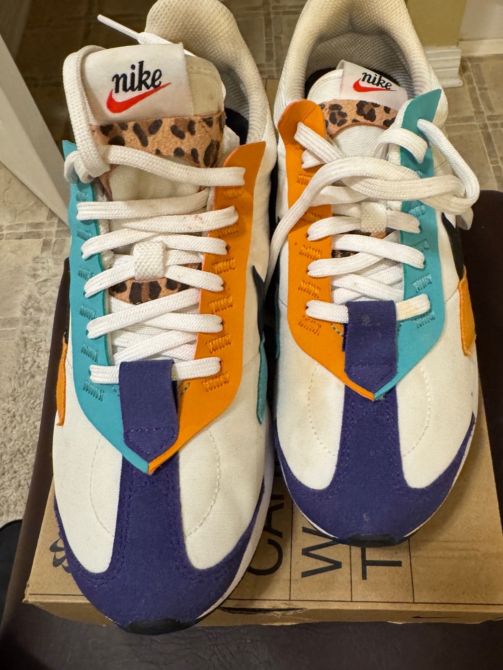 Nike Women •W Air Max Pre-Day SE• Summit White/Blqck, Blanc Summit White